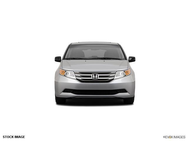 Honda Odyssey 2011 photo 3