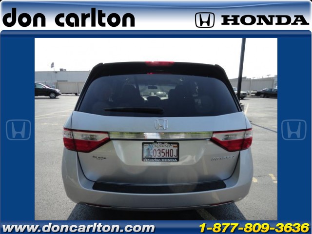 Honda Odyssey 2011 photo 5