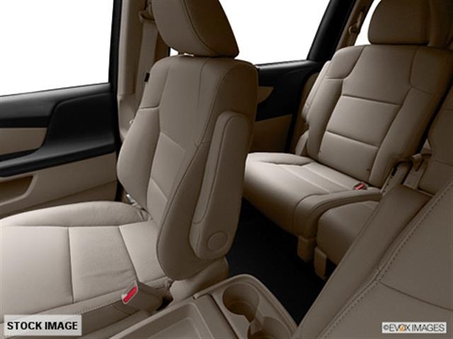 Honda Odyssey 2011 photo 2