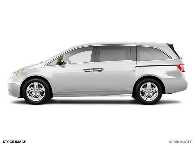 Honda Odyssey 2011 photo 4