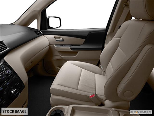 Honda Odyssey 2011 photo 5