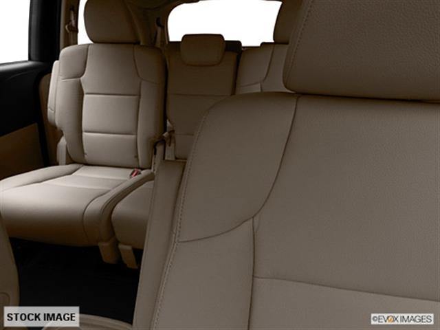 Honda Odyssey 2011 photo 6