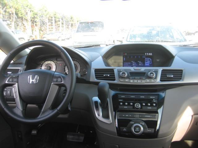 Honda Odyssey 2012 photo 3