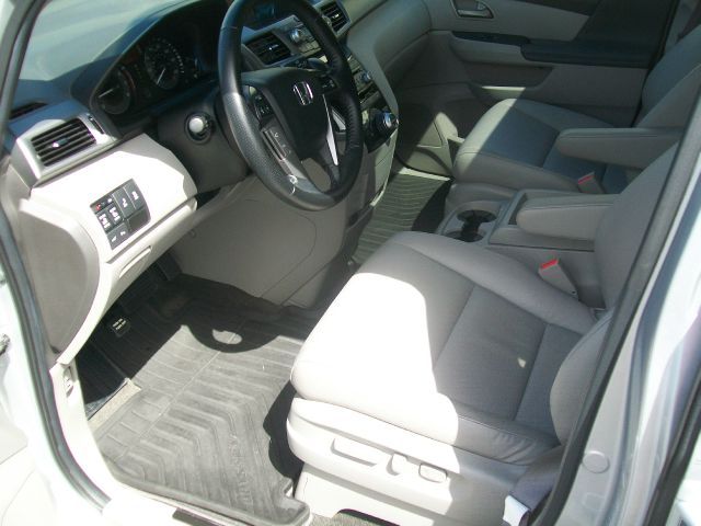Honda Odyssey 2012 photo 1