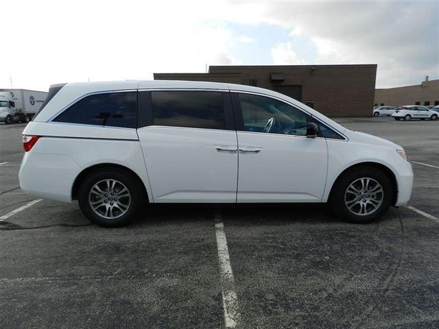 Honda Odyssey 2012 photo 5