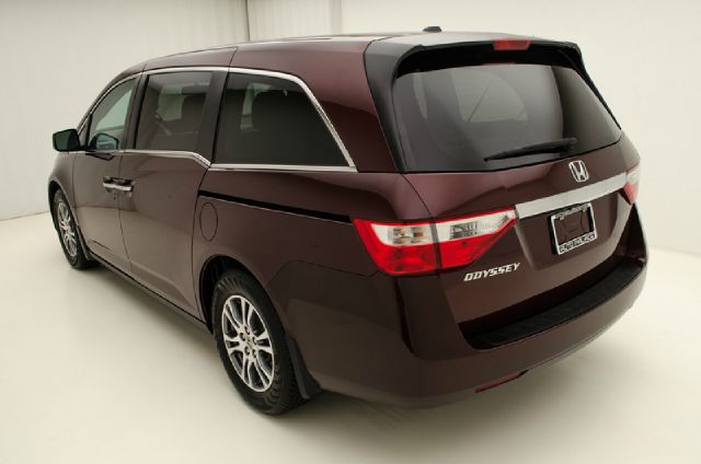 Honda Odyssey LS 2WD MiniVan