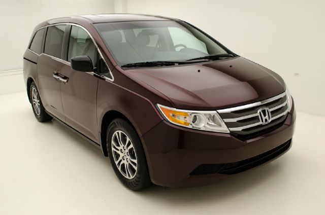 Honda Odyssey 2012 photo 3