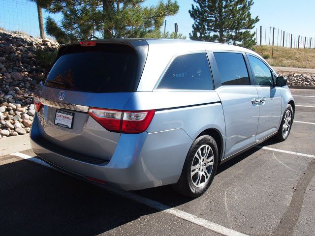 Honda Odyssey 2012 photo 3