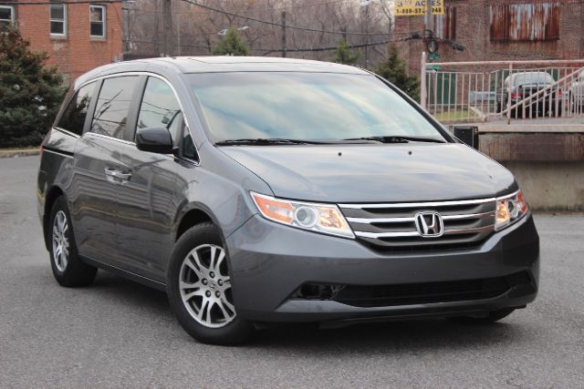 Honda Odyssey LS 2WD MiniVan