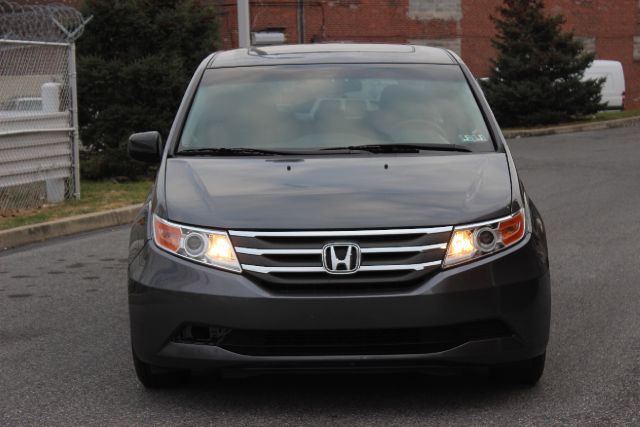 Honda Odyssey 2012 photo 3