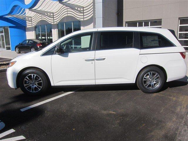 Honda Odyssey 2012 photo 5