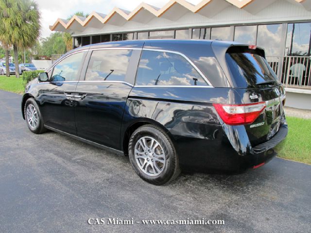 Honda Odyssey 2012 photo 1