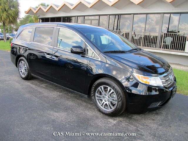 Honda Odyssey 2012 photo 4