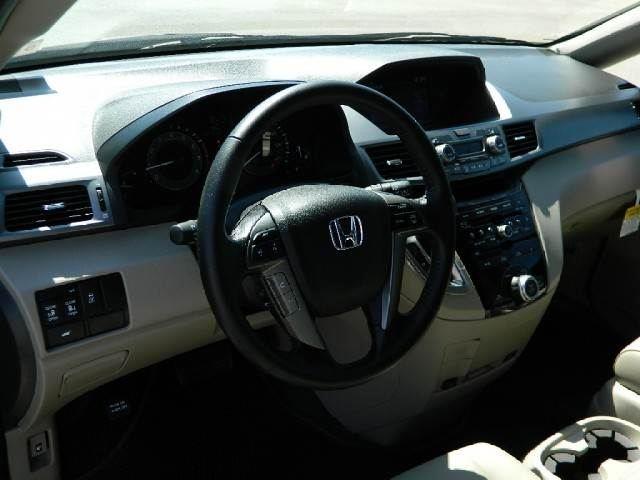 Honda Odyssey Black NOV Leather MiniVan