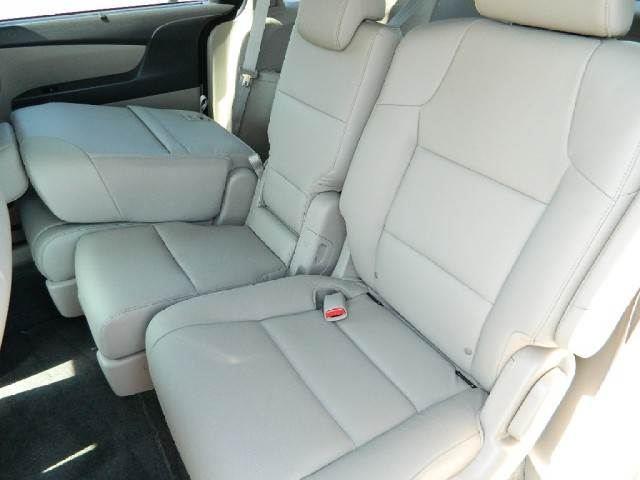 Honda Odyssey 2013 photo 4
