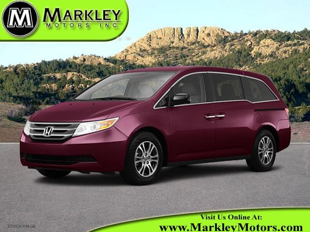 Honda Odyssey 2013 photo 2