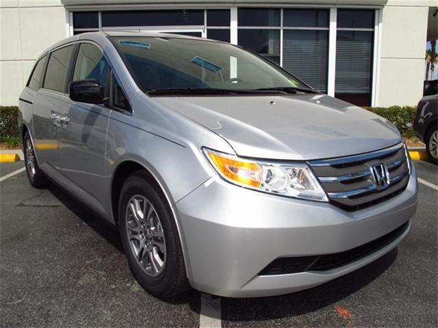 Honda Odyssey 2013 photo 4