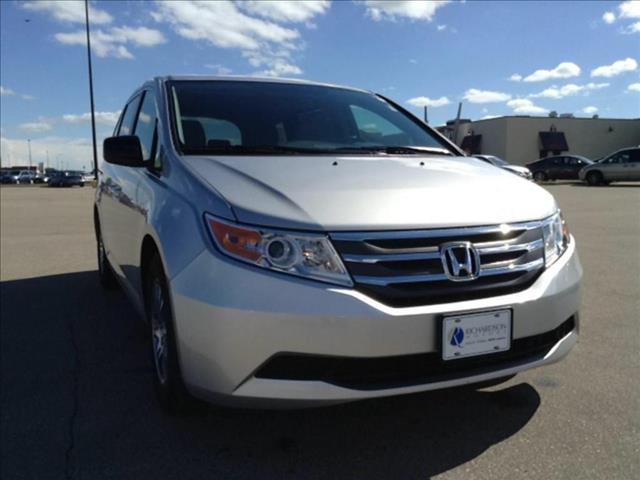 Honda Odyssey 2013 photo 1