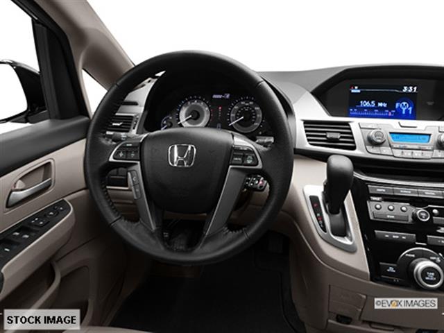 Honda Odyssey 2013 photo 2