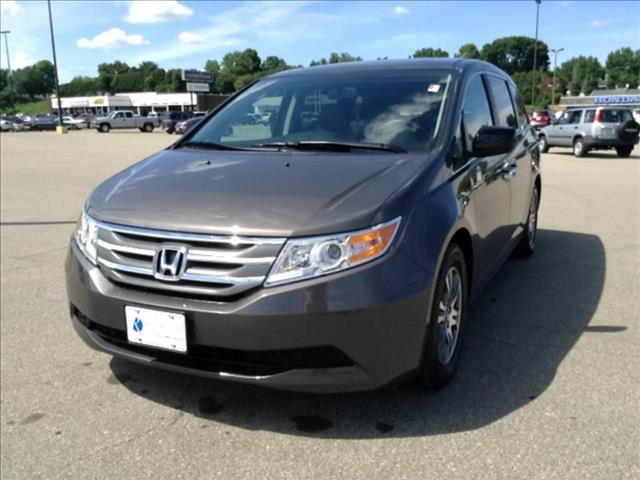 Honda Odyssey 2013 photo 2