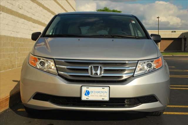 Honda Odyssey 2013 photo 0