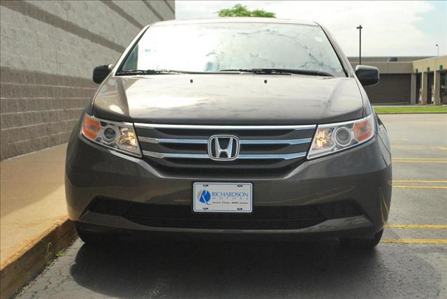 Honda Odyssey LS 2WD MiniVan