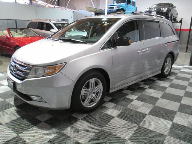 Honda Odyssey 2013 photo 3