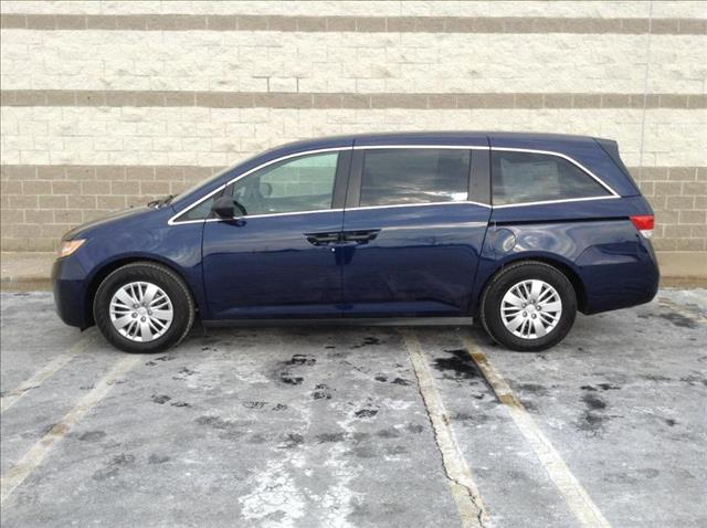 Honda Odyssey 2014 photo 3