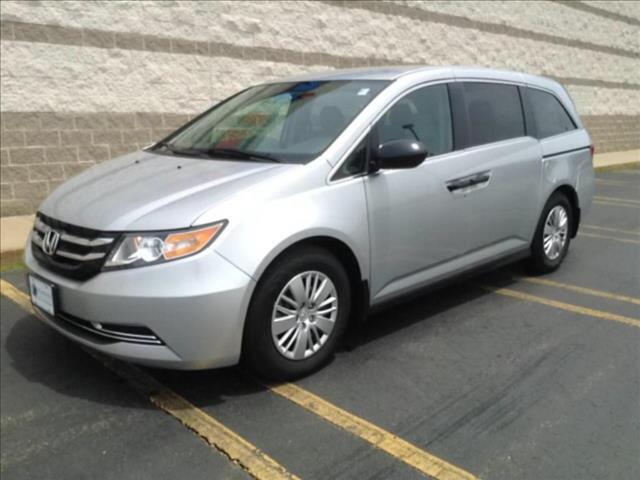 Honda Odyssey 2014 photo 4