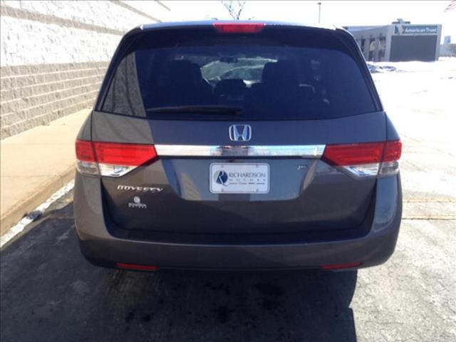 Honda Odyssey 2014 photo 0