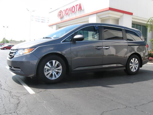 Honda Odyssey 2014 photo 1