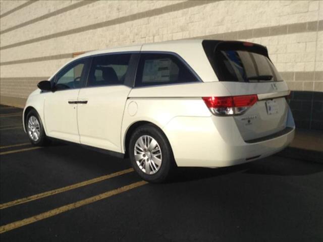 Honda Odyssey 2014 photo 4
