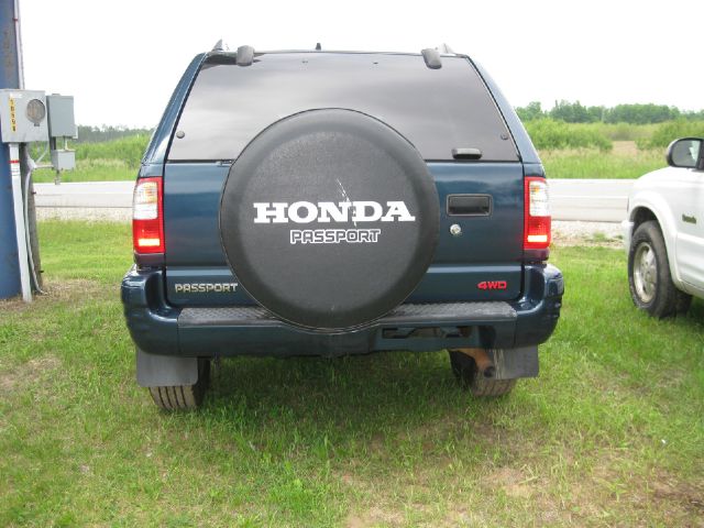 Honda Passport 2000 photo 4