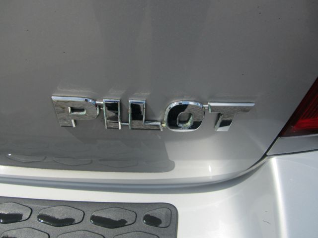 Honda Pilot Open-top SUV