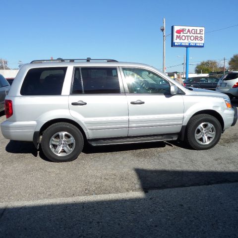Honda Pilot 2004 photo 1