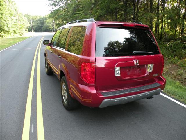 Honda Pilot 2004 photo 2