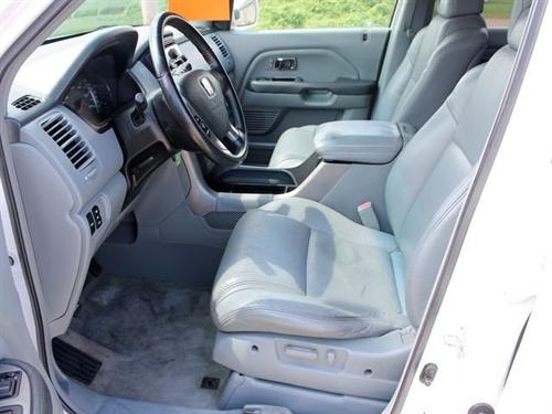 Honda Pilot 2004 photo 2