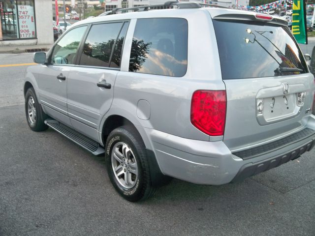 Honda Pilot 2004 photo 1