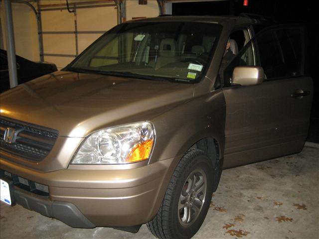Honda Pilot LS 2WD Sport Utility