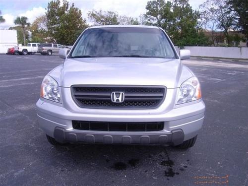 Honda Pilot 2004 photo 1