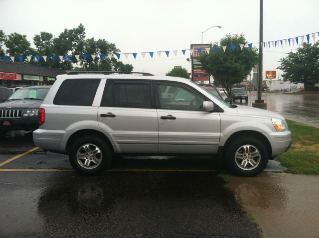 Honda Pilot 2500hd LS 4X4 SUV