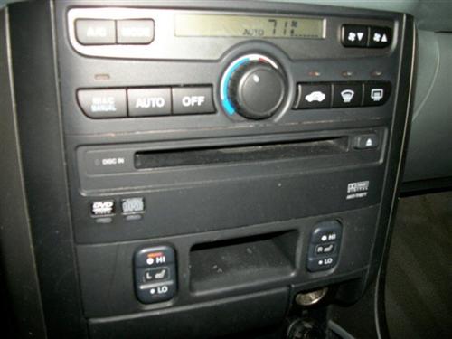 Honda Pilot 2004 photo 1