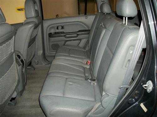 Honda Pilot 2004 photo 2