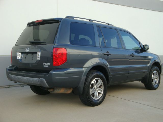 Honda Pilot 2004 photo 2