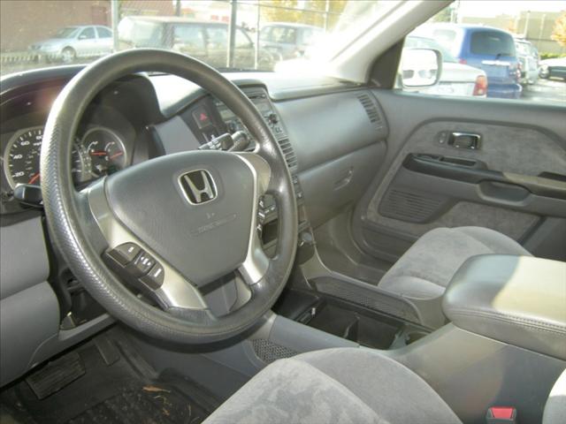 Honda Pilot 2004 photo 3