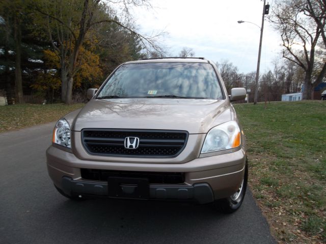Honda Pilot 2004 photo 2