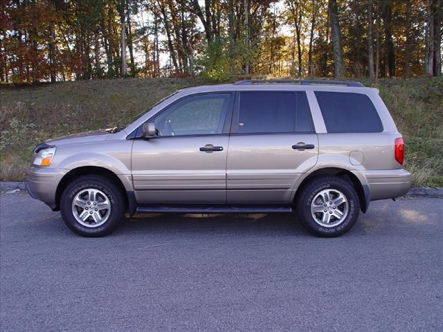 Honda Pilot 2004 photo 1