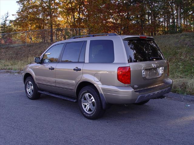 Honda Pilot 2004 photo 2