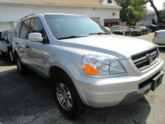 Honda Pilot 2004 photo 1