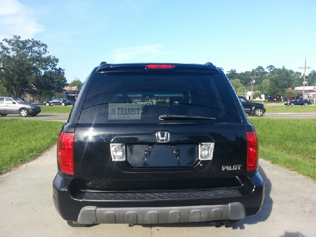 Honda Pilot 2500hd LS 4X4 SUV